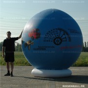 Riesenball Galerie